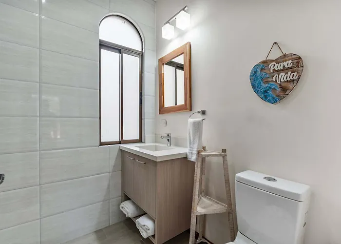 Pool Oasis, Concierge & 5min Drive To The Hébergement de vacances